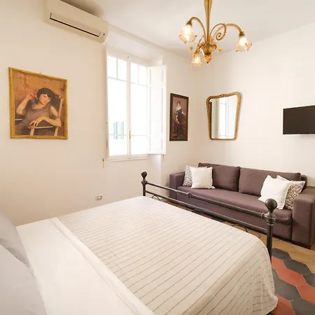 Vatican Domus By Buddyrent Apartment *